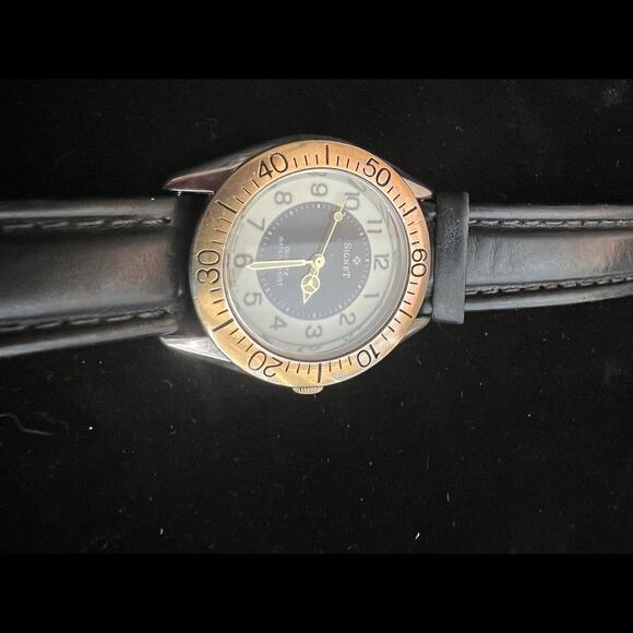 Other - Signet Watch Glowing Face And Hands New Bat